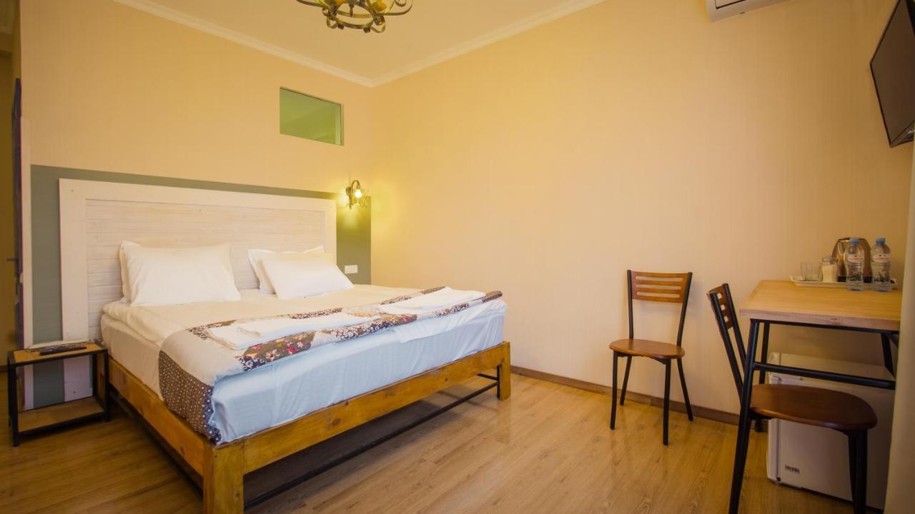 Wine Symphony Boutique Hotel Tbiliszi Kültér fotó