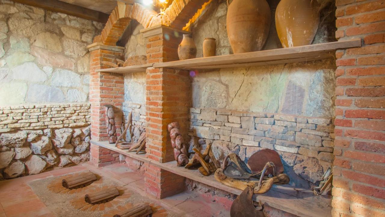 Wine Symphony Boutique Hotel Tbiliszi Kültér fotó