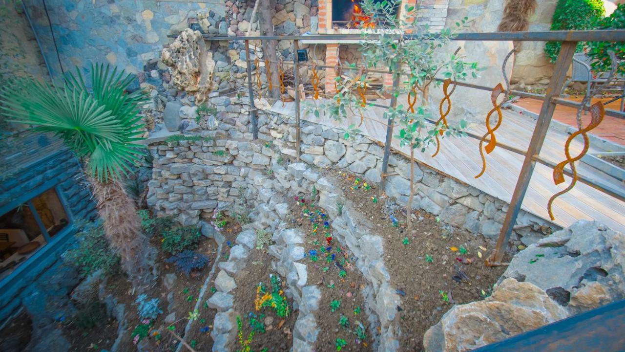 Wine Symphony Boutique Hotel Tbiliszi Kültér fotó